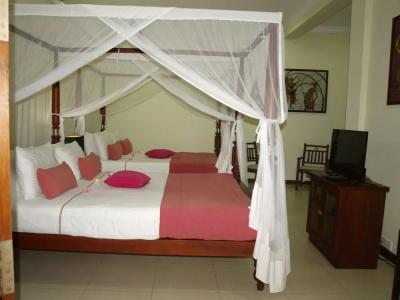 Albert Galle Fort - 5