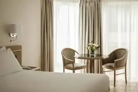 The Diplomat - 73