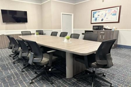 Ramada Plaza Airport and Conference Centre - 17