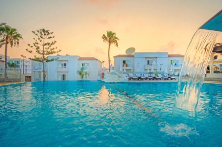 New Famagusta & Suites - 16