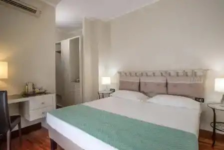 Merulana Inn Guest House - 84