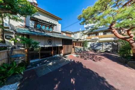 Atami Onsen Yamaki Ryokan - 41