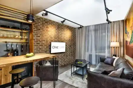 One Luxury Suites - 129