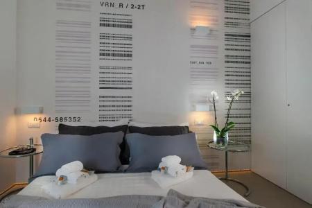 b&b First Floor - 22