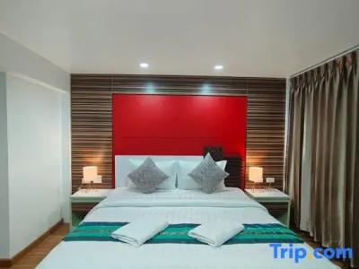 Patong Max Value - 69
