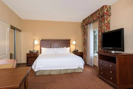 Hampton Inn - Suites-North-I-95 - 38