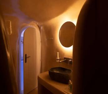Abyssanto Suites and Spa - 122