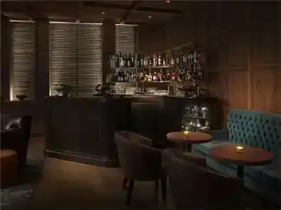 The London Edition - 21
