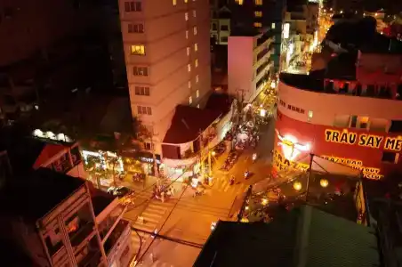 Valentine Saigon - Bùi Viện Street - 16
