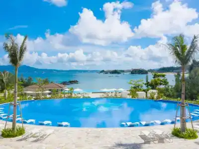 Halekulani Okinawa - 17