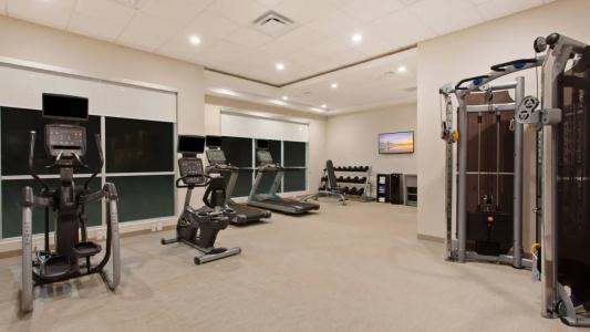 SpringHill Suites by Marriott Orange County - 7