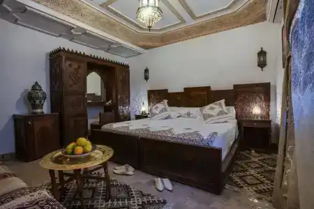 Riad Salam - 36