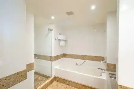 Hilton Paris Charles De Gaulle Airport - 7