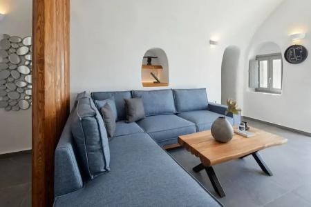 Allure Breeze Suites - 203