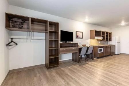 WoodSpring Suites Indianapolis Castleton - 40
