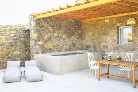 Myconian Crown Suites - 88