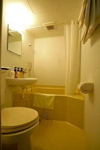 Grampus Inn Osaka - 27