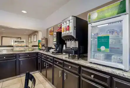 Quality Inn & Suites Fort Gordon - 21