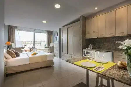 Alexandra ApartBenstarHotelGroup - 25