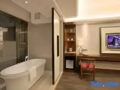 Lujia International - 75