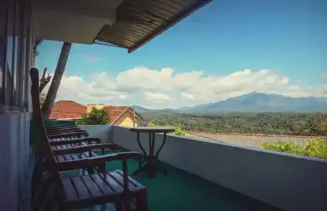 Romance Hills - 128