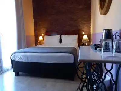 Mythos Guesthouse - 19