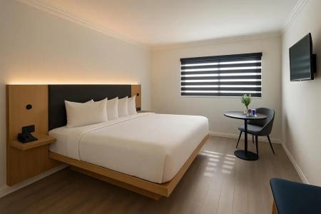 Ramada by Wyndham Los Angeles/Downtown West - 40
