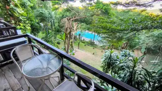 Issara Boutique Winery - 95