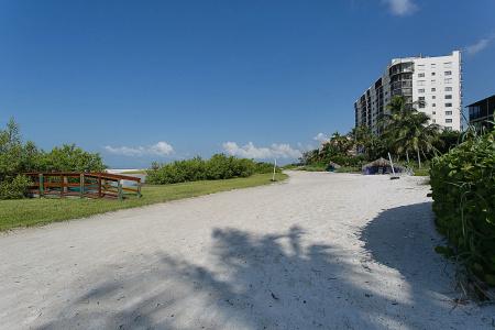 Caribbean Beach Club - 11