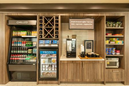 Hilton Garden Inn Airport - 48