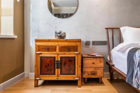 Ansen and Suites - 179
