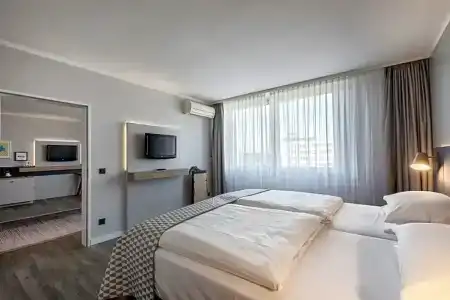Holiday Inn düSseldorf-Neuss, An Ihg - 60