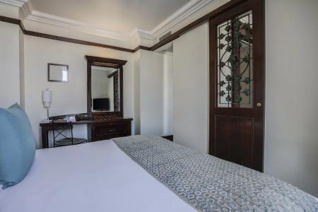 Hôtel Pont Royal - 45