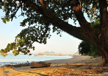 Isle Beach Resort Krabi - 13