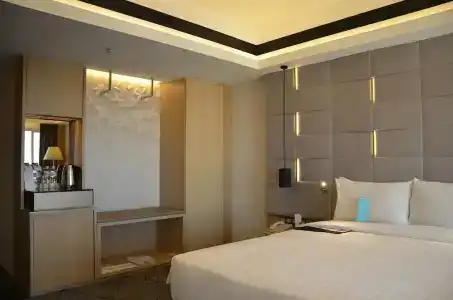 Le Meridien - 89