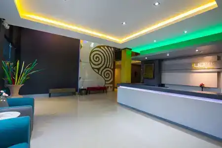 Udtel Boutique - 1