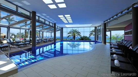 Pestana Promenade Ocean Resort - 24