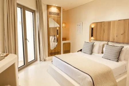 White Pebble Suites - 35