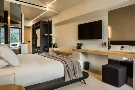 Canale & Suites - 111