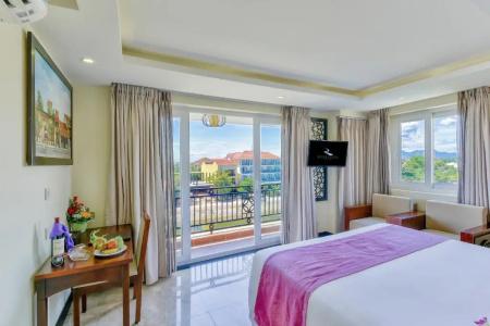River Suites Hoi An - 81