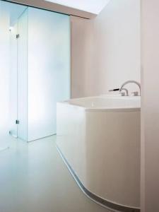 Greulich Design & Boutique - 39