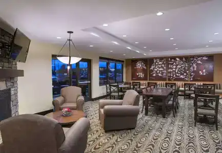 TownePlace Suites by Marriott - 12