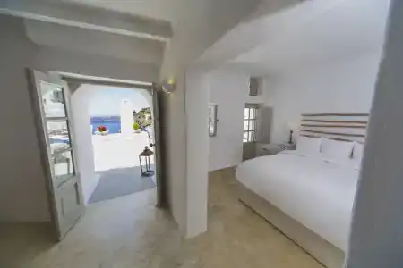 Iconic Santorini, a Boutique Cave - 2