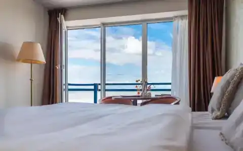 Prominent Inn - 30