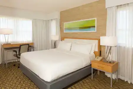 Holiday Inn Miami Beach-Oceanfront, an IHG - 6