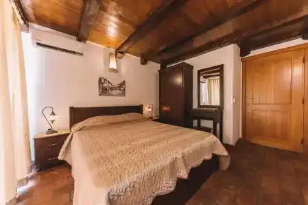 Bazar - 143