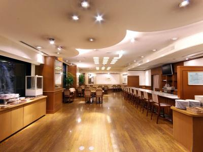 Sasebo Washington - 12