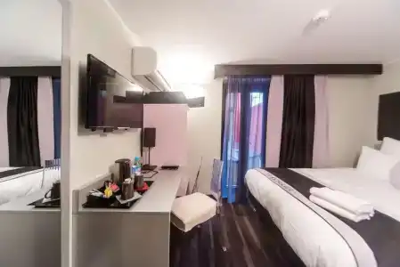 Best Western Richelieu Lyon Part-Dieu - 42