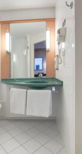 Ibis Praha Old Town - 33