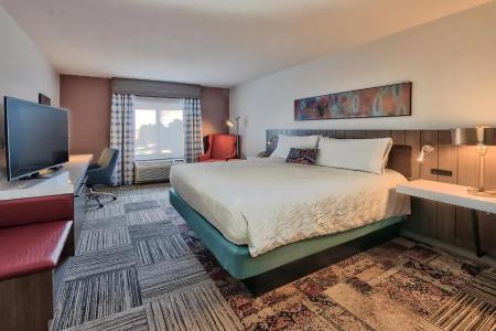 Hilton Garden Inn/Journal Center - 43